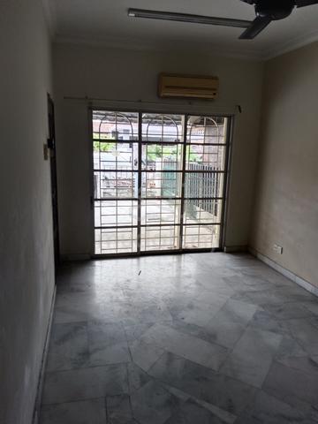 1.5 storey House Jalan Zapin 5 Bandar BUKIT Raja 1