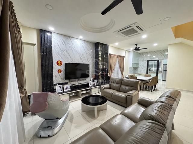 Orange Garden a rare Corner Unit at Taman Desa Oren 1