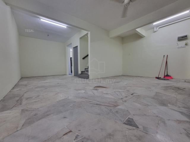 Mohd Tahir Klang Sentosa 2sty Newly Refurbished Gate Guarded for Sale 1