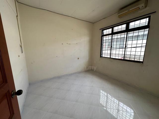 Pontian Jaya 2 Storey Terrace 22x70 Kitchen Extended near Shoplots 1