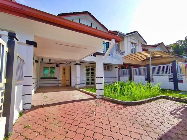 PARTIAL FURNISHED 2 Storey Superlink house, Sec 9 Putra Heights 1