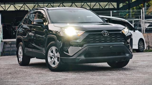 Toyota RAV4 2.0 - 3