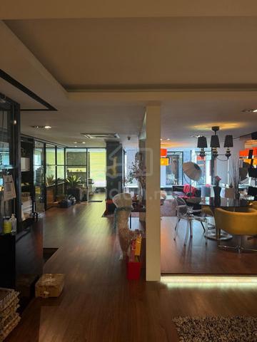 Dataran Sunway Corner Shoplot Office Space for Rent 1