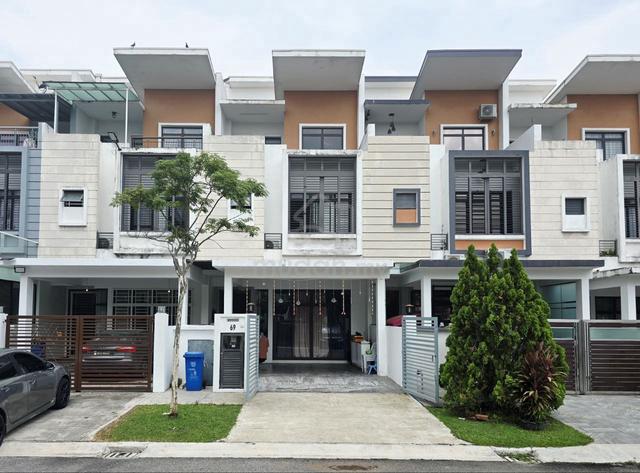 FACING OPENπ₯π₯ 2.5 Storey Alam Impian (Emerald Residency) Shah Alam 1