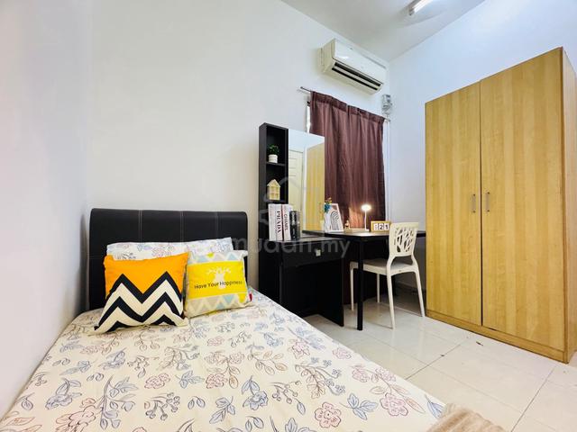 Single Room at Suriamas condominium Fully Furnish Zero Deposit 1