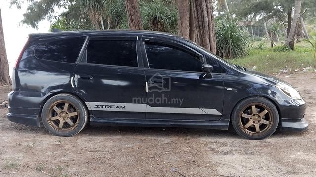 2010 Honda STREAM 2.0 I-VTEC RSZ (A) - 2