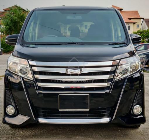 2014/19 Toyota NOAH 2.0 WXB FULL SPEC 7SEAT VOXY - 2