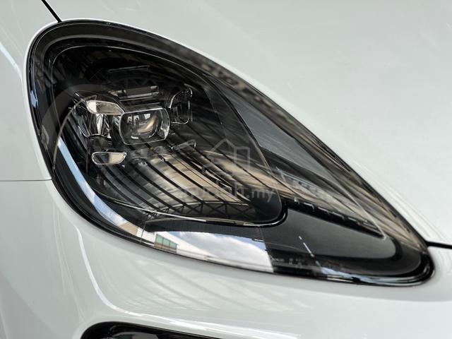 2023 Porsche CAYENNE 3.0 COUPE PLATINUM EDITION - 3