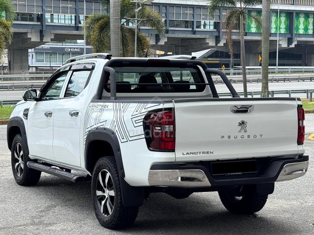 2024 Peugeot LANDTREK 1.9 SE (A) 4X4 LOW MILAGE 8K - 3