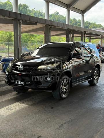 2018 Toyota FORTUNER 2.7 TRD (A) - 1