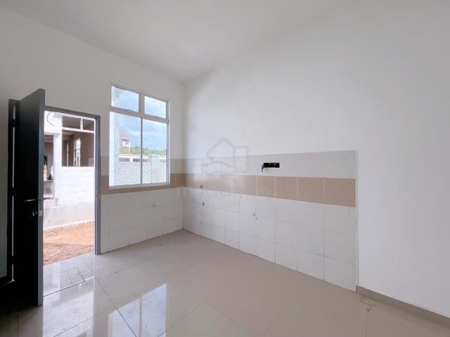Complete Ready Unit Full Loan Freehold Gated Guard 2 Storey Klebang 1