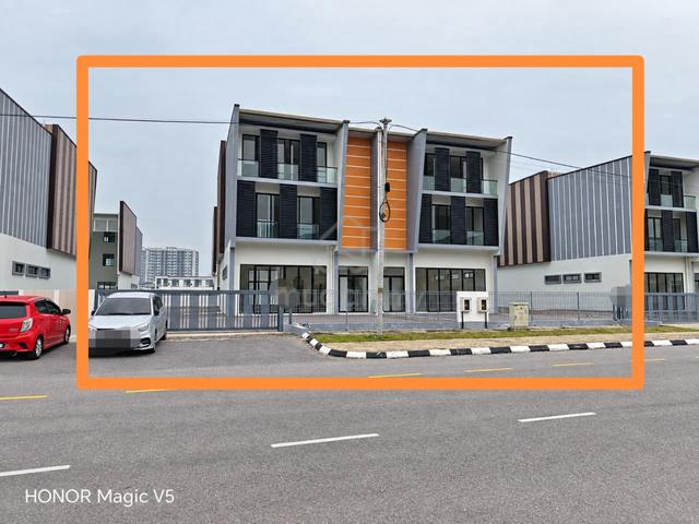 Pines Square 66 showroom @ warehouse for Sale  2 adjoining facing 1