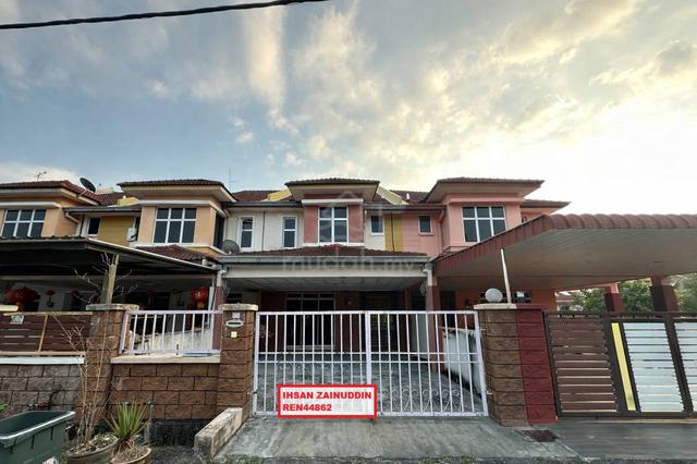 FACING PADANGš„50k CASHBACKš„UNIT LUASā”GATEDā Bandar Laguna Merbok 1