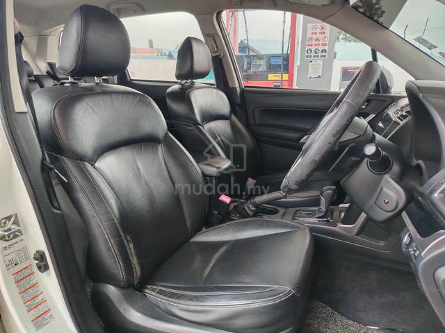 2017 Subaru FORESTER 2.0 1Y-WARRANTY LEATHER 1 OWR - 3