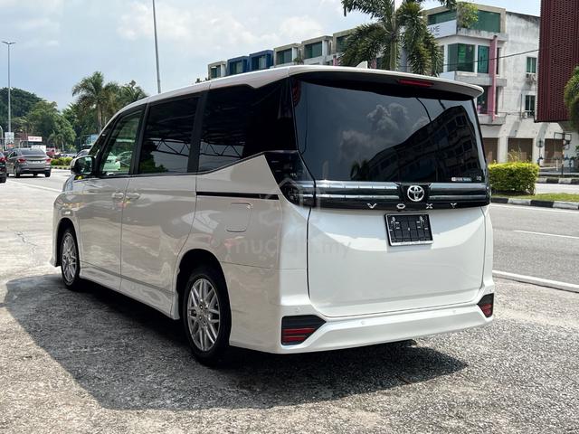 YR 2022 Toyota VOXY 2.0 S-Z POWER BOOT 360 - 5