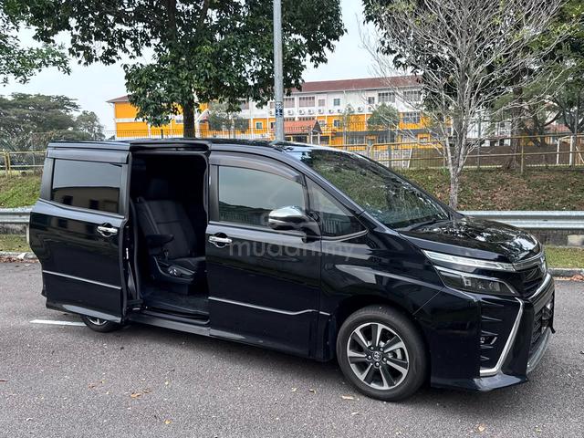 2019 Toyota VOXY 2.0 ZS KIRAMEKI II (A) - 1