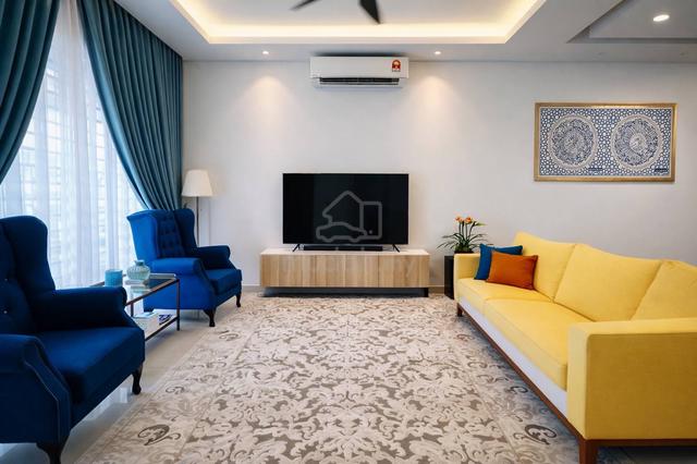 RENOVATED BIG UNIT Double Storey Terrace Penduline Bandar Rimbayu 1