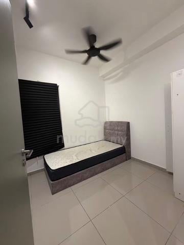 Single room📍D’ VERVAIN ,Damansara Perdana 1