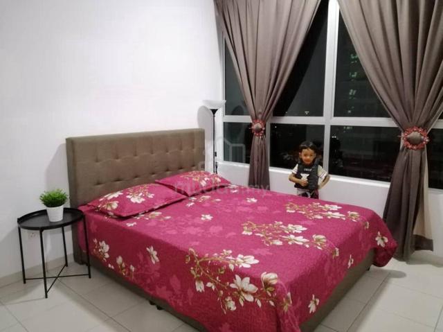 Master Bedroom The Zizz- Fully Furnish[200m MRT] Muslimh 1