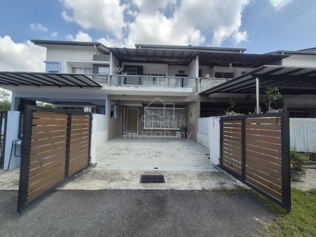 Double Storey Terrace Camellia Residence, Bandar Tasik Kesuma Semenyih 1