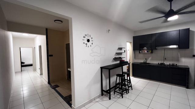 Partially Furnished Selangor Cyberjaya Room For Rent 1