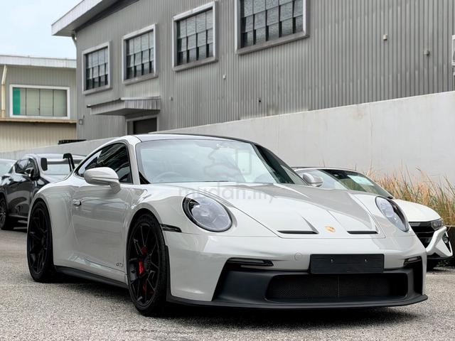 2022 Porsche 911 4.0 GT3 992.1 PDK Carbon Roof - 3