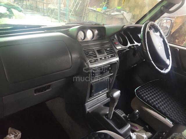 1995 Mitsubishi PAJERO 2.8 (A) - 5