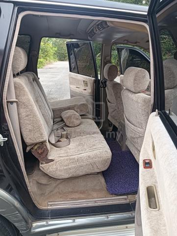 2004 Toyota UNSER 1.8 LGX (A) - 4