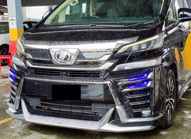 2017 Toyota VELLFIRE 2.5 (A) CONVERT FL MODEL FULL - 1