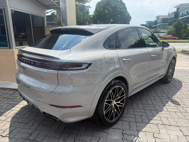 2024 Porsche CAYENNE COUPE 3.0 NFL PANORAMIC ROOF - 2