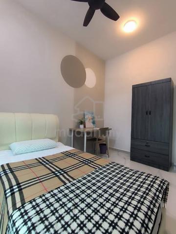 Fully Furnished Penang Batu Kawan Medium Room For Rent 1