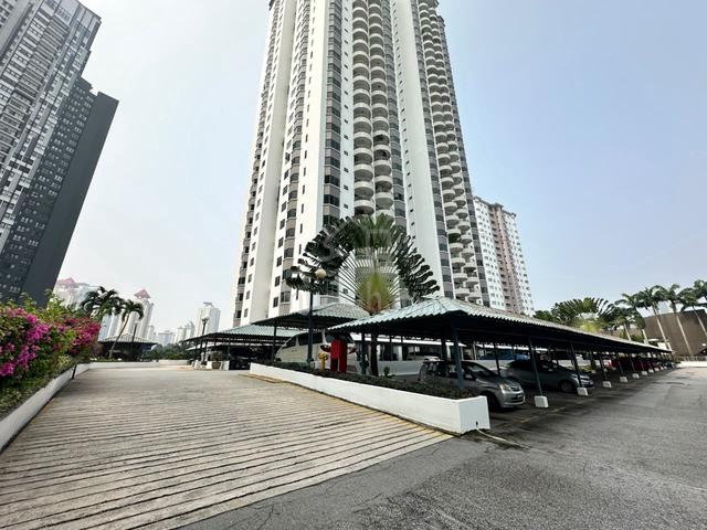 Below MV Duta Ria Condominium, Solaris Dutamas, Kuala Lumpur 1