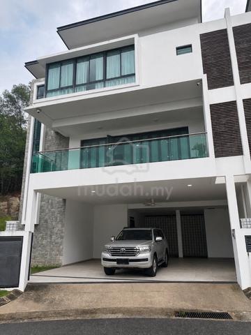 3-Storey Semi-Detached Luxury House, 4Bed 5Bath📍Likas, Kota Kinabalu. 1