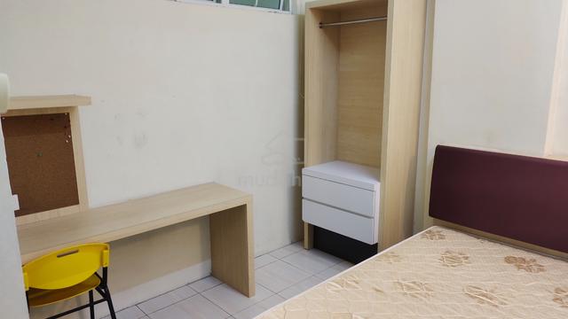 MH Unilodge 4