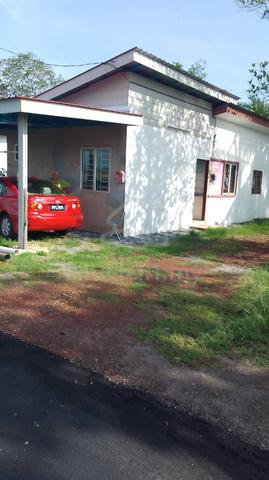 Tiny house kg teluk junus 1