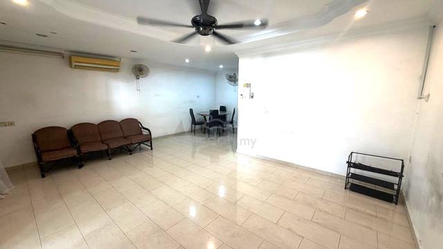 (DOUBLE STOREY TERRACE / SPACIOUS UNIT) Taman Kota Permai 1