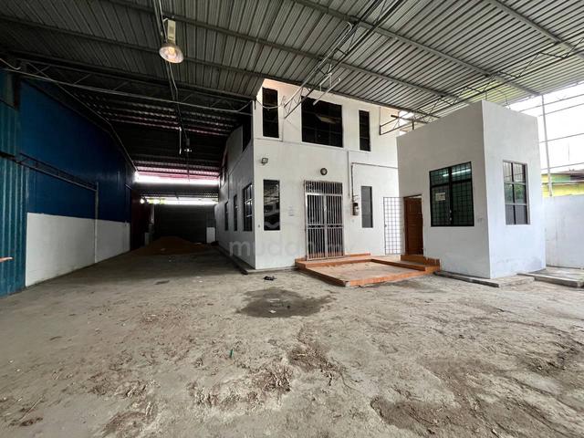 Gudang/Warehouse Untuk Dijual Kawasan Jalan Wakaf Stan @ Kota Bharu 1