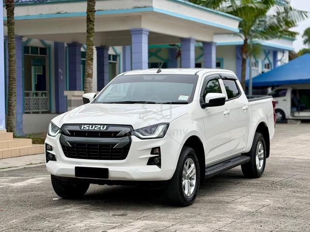 (Tiptop) 2022 Isuzu DMAX 1.9 AUTO PLUS (A) 4x2 - 4