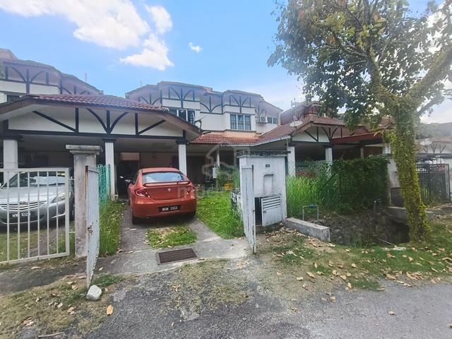 Double Storey Terrace Intermediate Below MV @ Saujana Utama 1