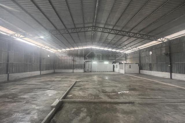 Warehouse/factory for rent at Bandar Baru Sungai Buloh 1