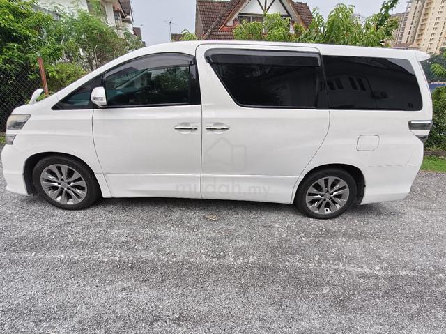 Toyota Velfire 2011 (PLS 18) - 5