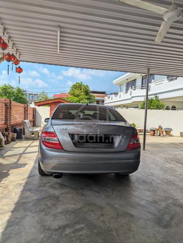 2011 Mercedes Benz C250 CGI BlueEFCY - 4
