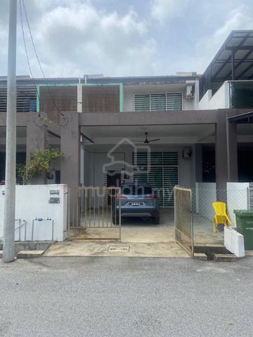 Rumah Teres 2 Tingkat Peramu Permai, Pekan 1