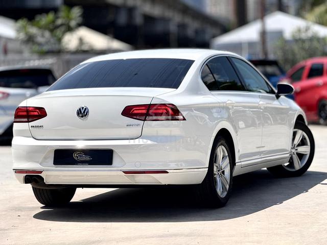 Volkswagen PASSAT 1.8 HIGH SPEC 1 OWNER FREE PPi - 3