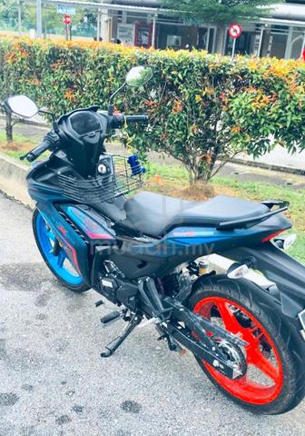 Carousel Image