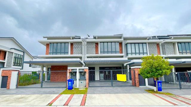 FREEHOLD Elmina Green 5 Shah Alam BARE UNIT for SALES 1