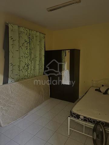 Room Rental Kota Warisan 1