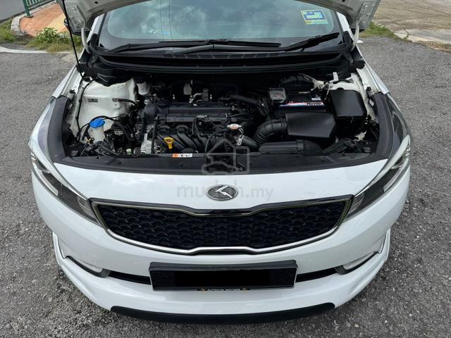 Kia CERATO 1.6 L/SEAT FULL BODYKIT KEYLESS P/START - 4