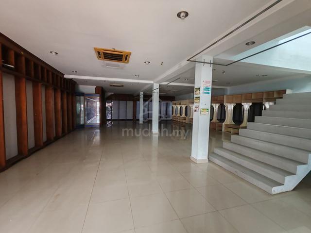 Bangunan 2 Tingkat untuk Disewa Rantau Panjang Kelantan 1