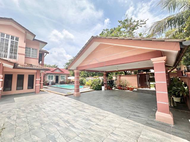 Renovated Corner Lot Double Storey Seksyen 3 Bandar Baru Bangi 1